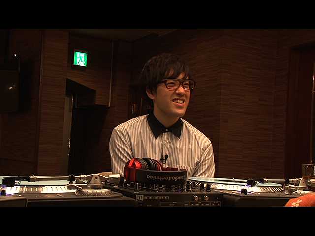 #18 発売したMIX CDが累計135万枚を超えるアーティス…