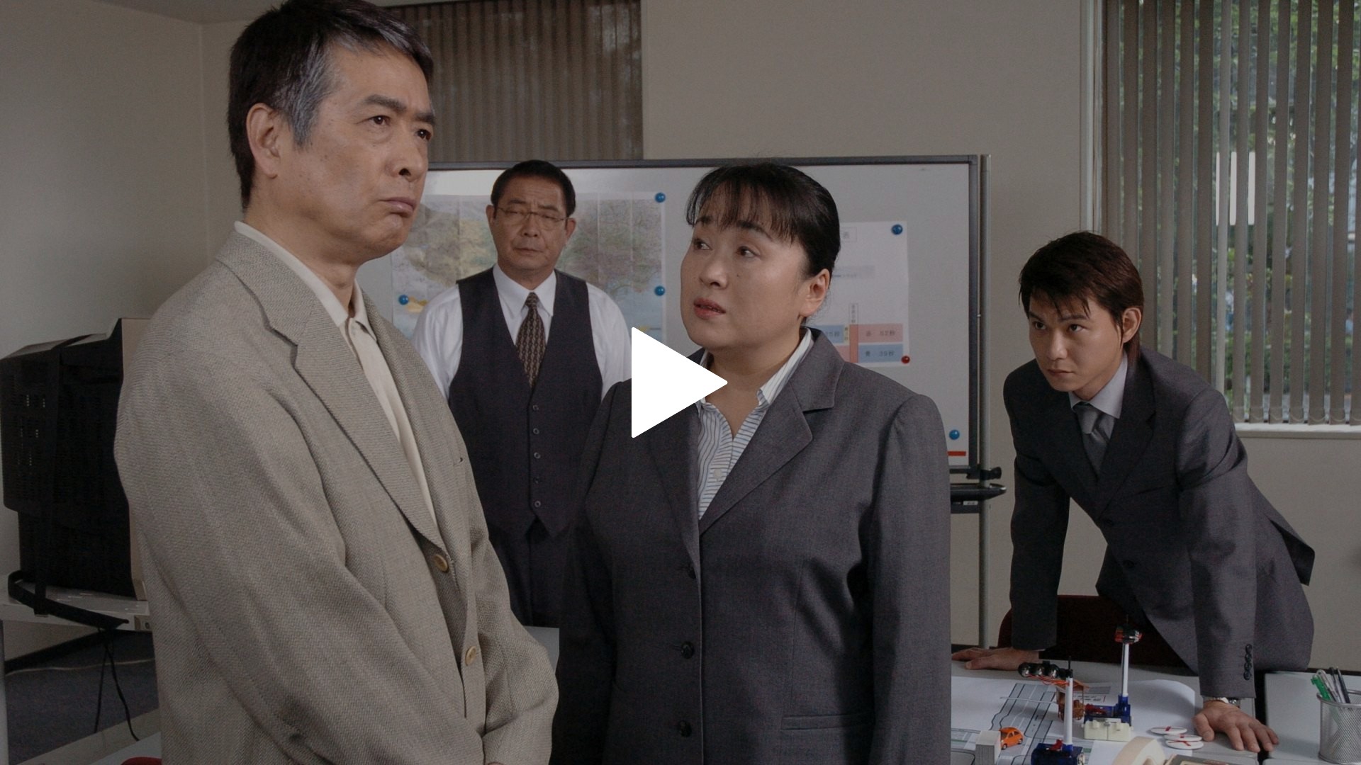 第4話 示談交渉人 甚内たま子裏ファイル4 目撃者ゼロ 真夜中の事故は不倫心中か 手がかりは赤い交差点に 豪快たま子が真実に迫る フジテレビの 人気ドラマ アニメ Tv番組の動画が見放題 Fod