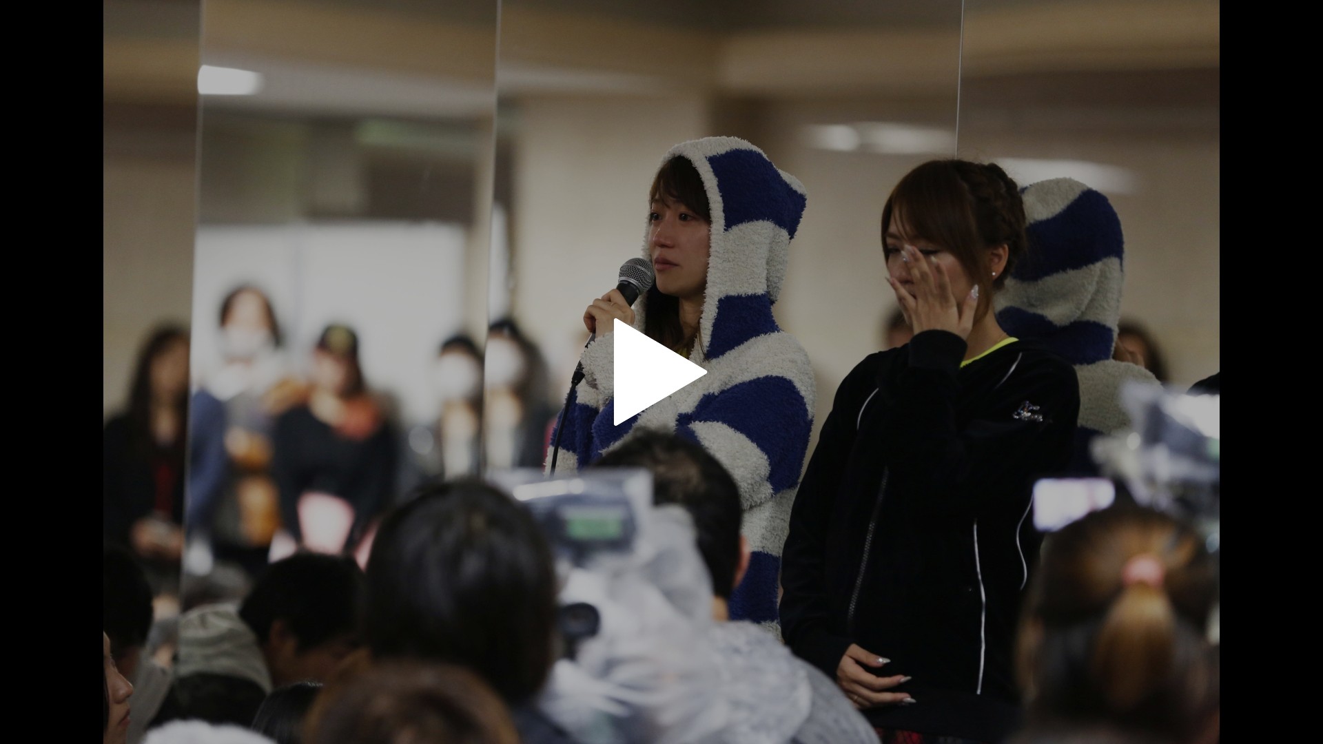 Documentary Of Akb48 The Time Has Come 少女たちは 今 その背中に何を想う フジテレビの人気ドラマ アニメ Tv番組の動画が見放題 Fod