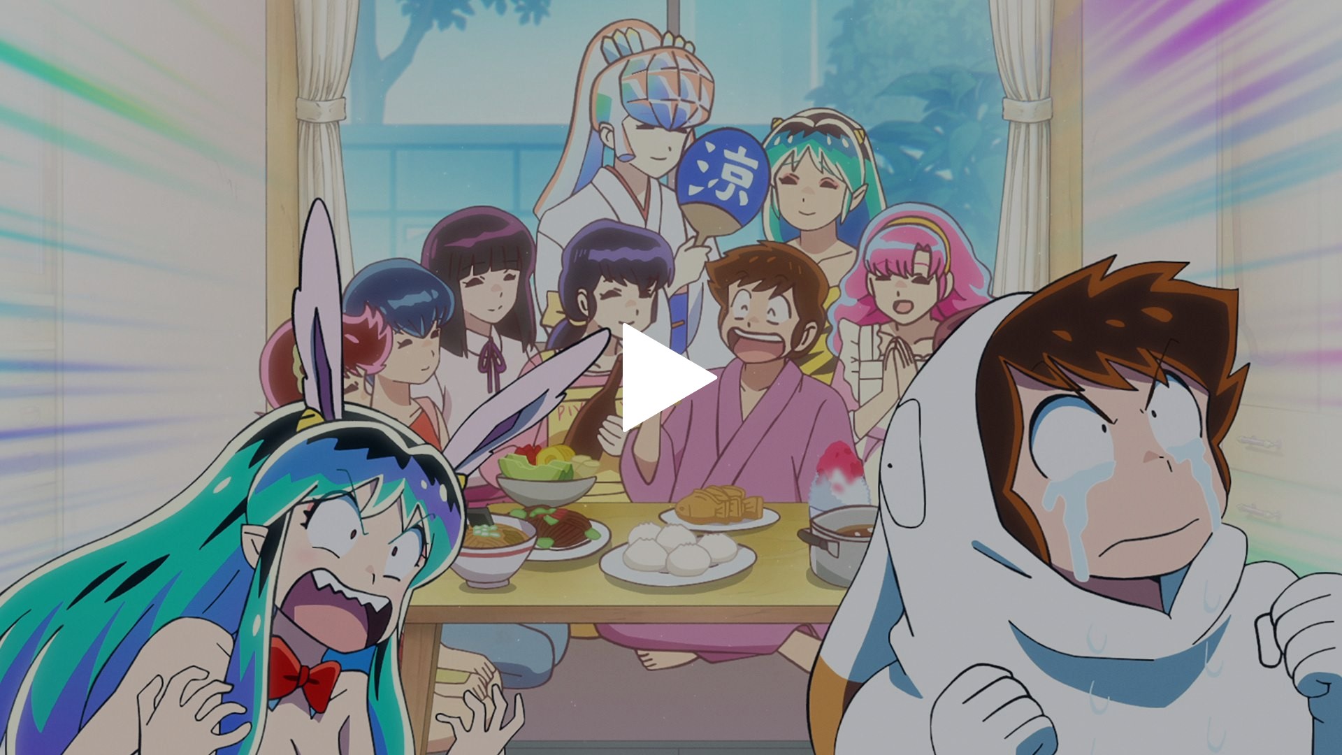 寝起きのネグリジェ姿 眠気まなこで髪をとかす うる星やつら