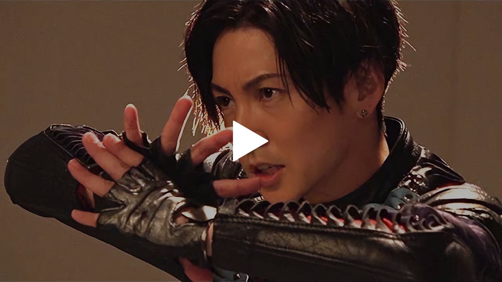 屋良朝幸#1 孤高のパフォーマーが目指す先」｜フジテレビの人気ドラマ