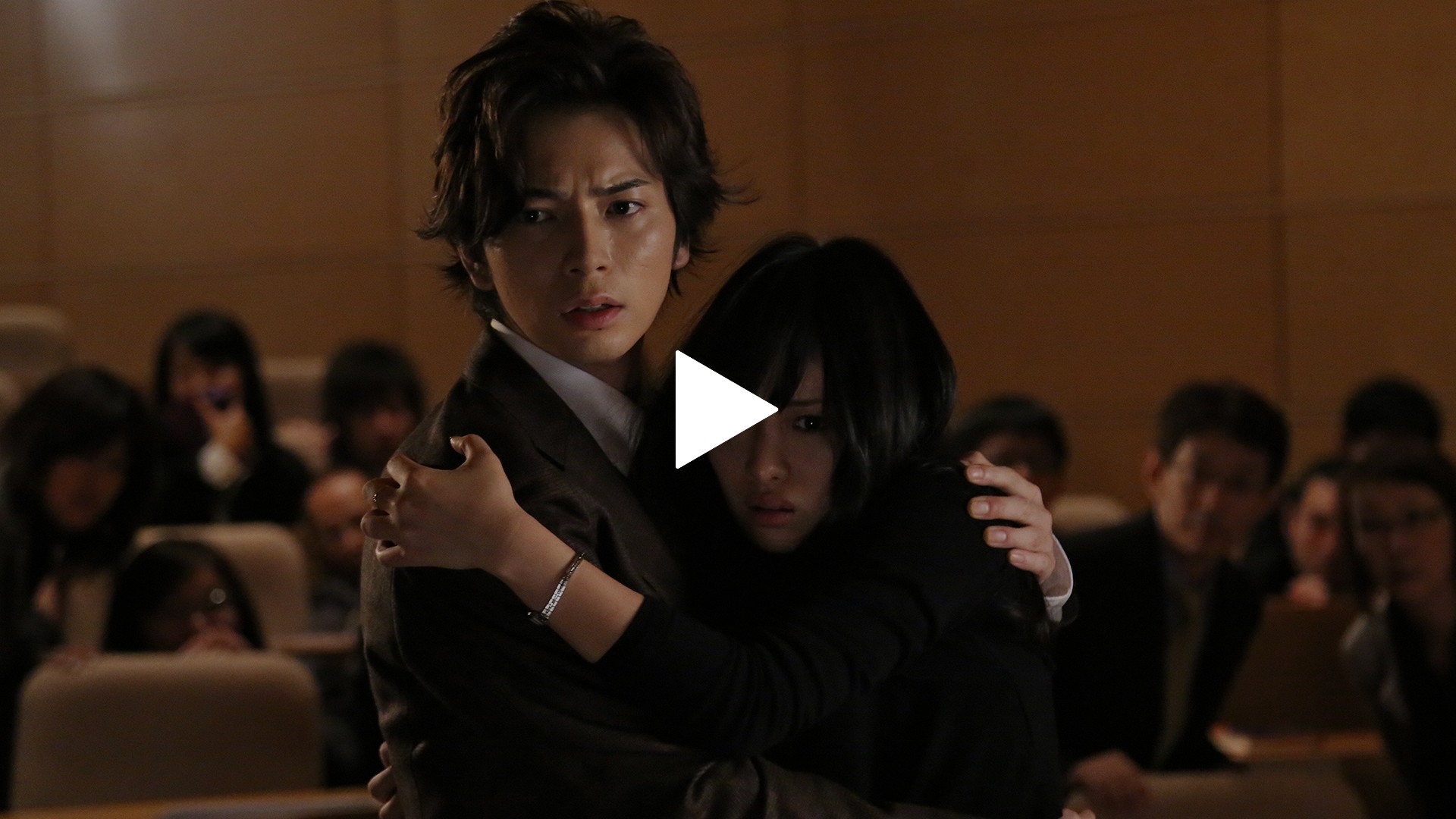 プレイボーイ・駿太郎 VS 魔性の女・みづき｜フジテレビの人気ドラマ