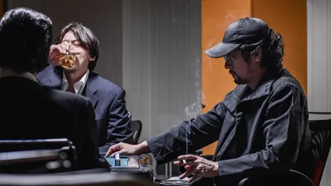麻雀覇道伝説 天牌外伝｜フジテレビの人気ドラマ・アニメ・TV番組の