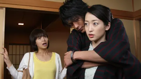 絶対彼氏 完全無欠の恋人ロボット フジテレビの人気ドラマ アニメ Tv番組の動画が見放題 Fod