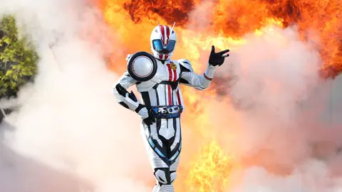 白い仮面ライダーはどこから来たのか フジテレビの人気ドラマ アニメ Tv番組の動画が見放題 Fod 白い仮面ライダーはどこから来たのか フジテレビの人気ドラマ アニメ Tv番組の動画が見放題 Fod