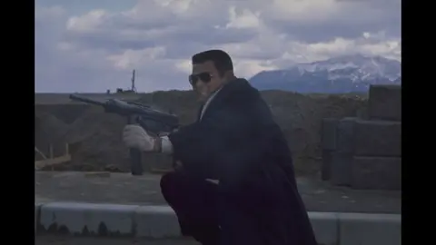 横浜暗黒街 マシンガンの竜｜フジテレビの人気ドラマ・アニメ・TV番組