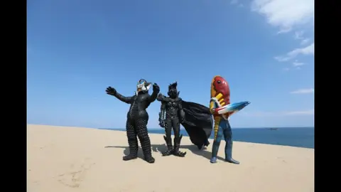 ウルトラ怪獣散歩 ～鳥取/札幌 編～｜フジテレビの人気ドラマ