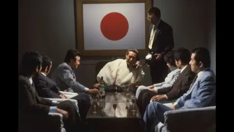 日本の黒幕｜フジテレビの人気ドラマ・アニメ・TV番組の動画が見放題