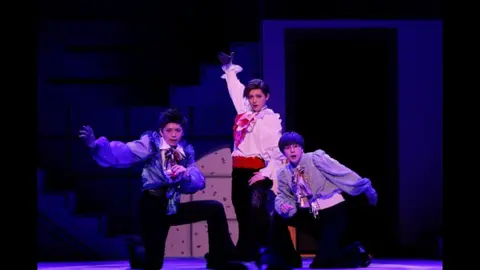 ちびまる子ちゃん」 原作35周年記念公演 ちびまる子ちゃん THE STAGE