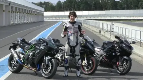 怪物マシン頂上決戦 200psバトル：Ninja H2｜ZX－14R｜S1000RR［2015