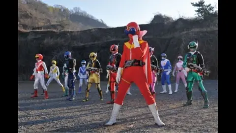 仮面ライダー×スーパー戦隊 スーパーヒーロー大戦｜フジテレビの