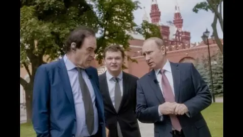 オリバー・ストーン　オン　プーチン オリバー・ストーン オン プーチン ～THE PUTIN INTERVIEWS