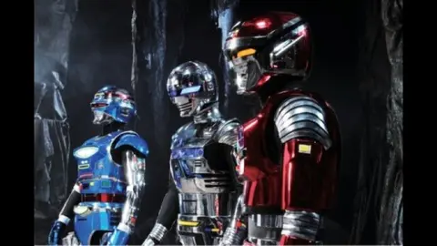 宇宙刑事ギャバン THE MOVIE｜フジテレビの人気ドラマ・アニメ
