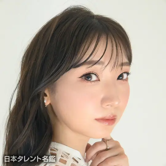 井上　満里奈 