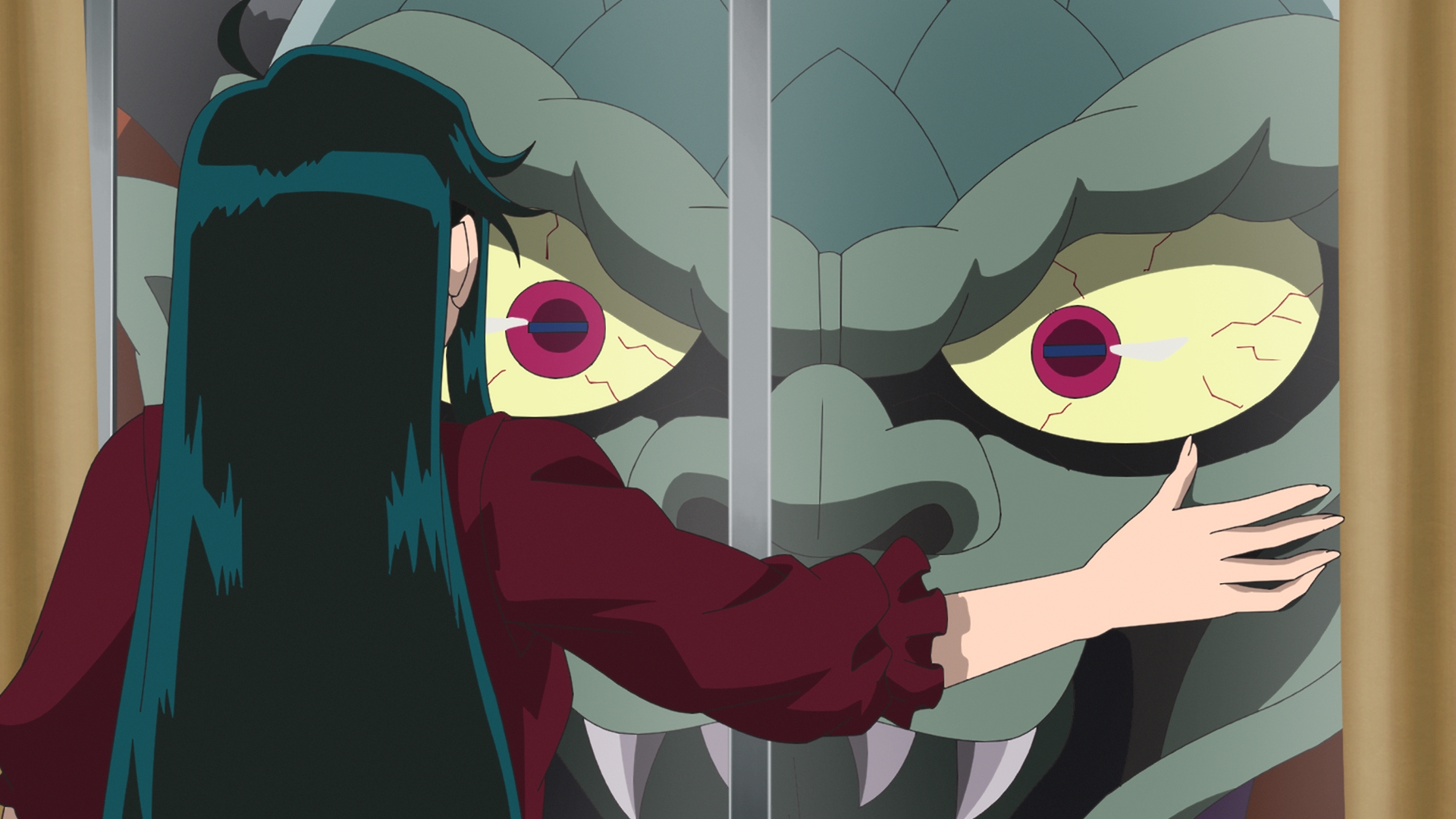 妖怪しょうけらが窓から覗く