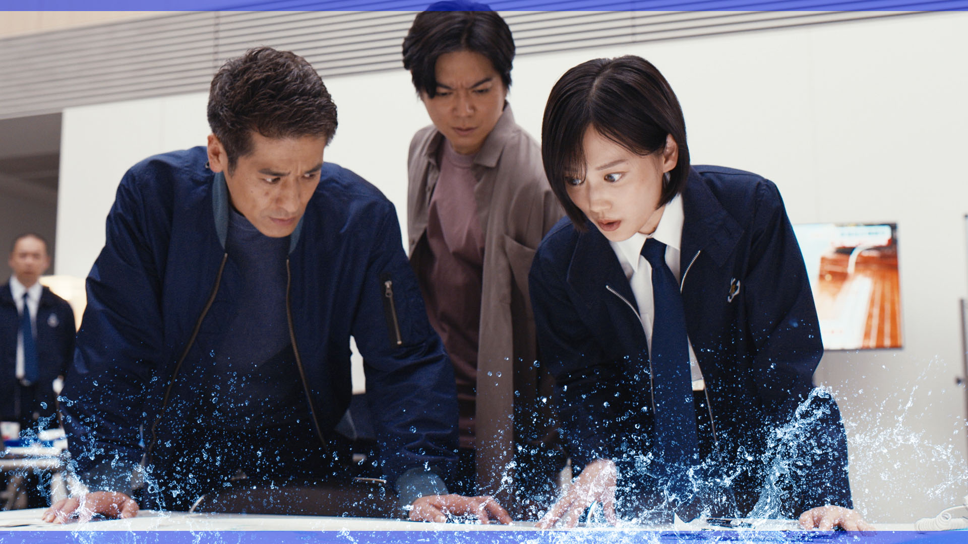 首都に迫る巨大台風！捜査か防災か、究極の選択