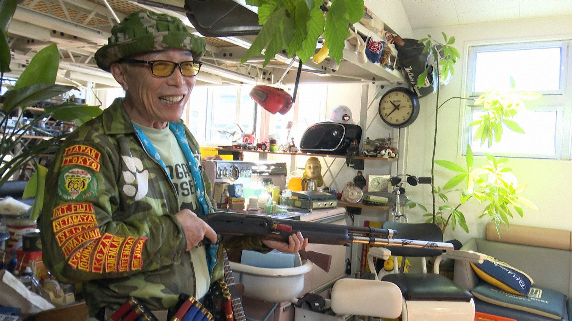 撃って、撃って、撃ちまくれ！