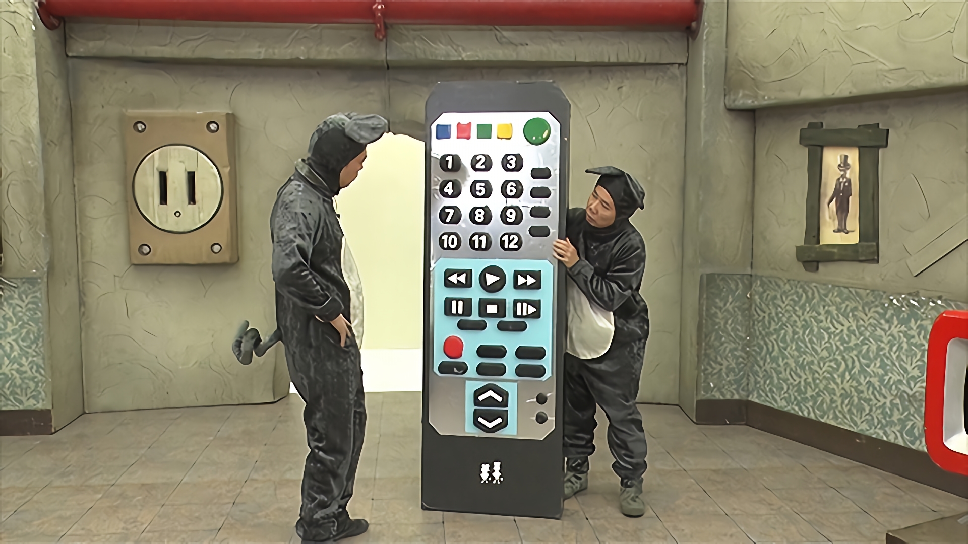 2018コント「リモコンを拾って来た！」