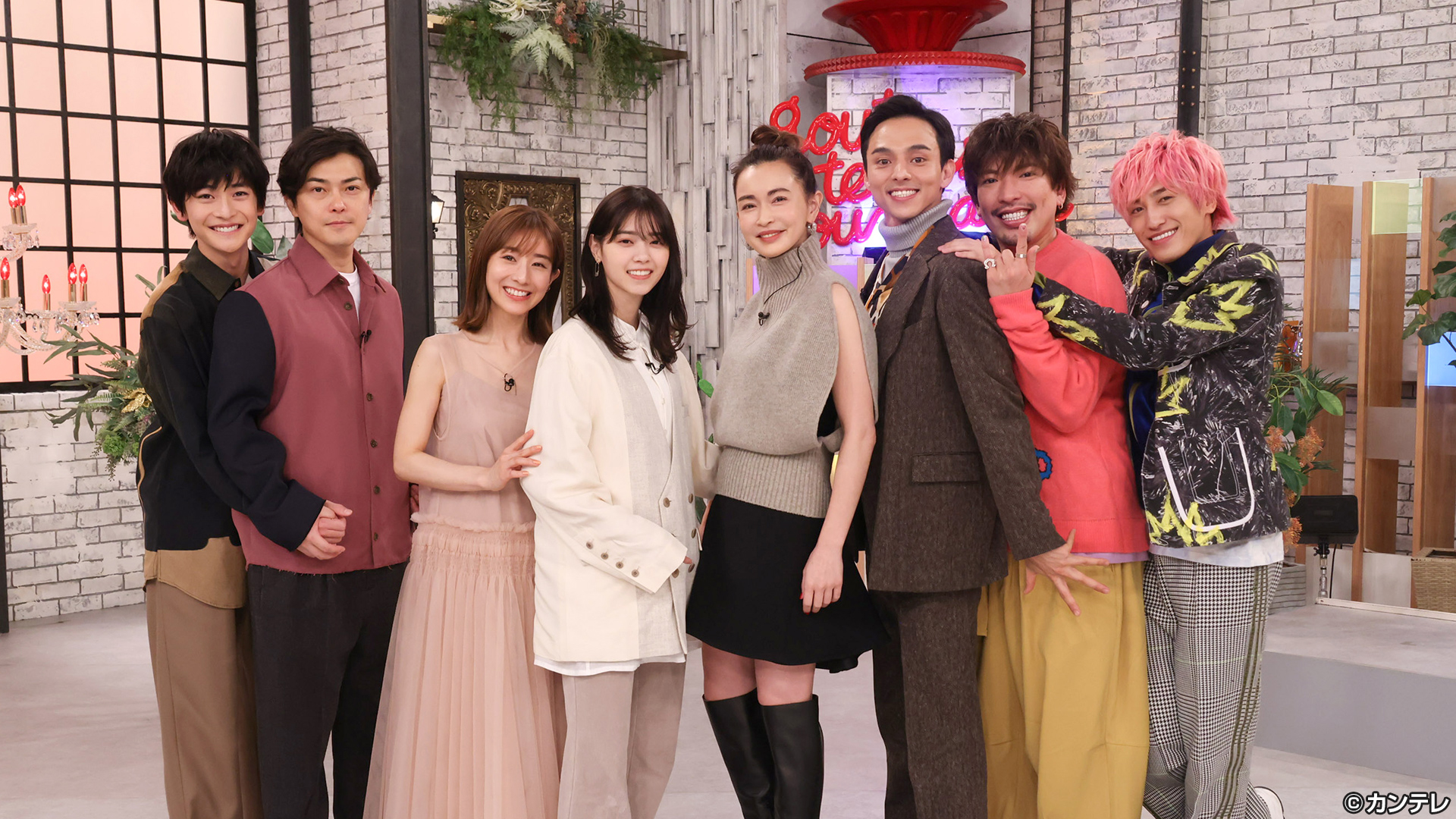 超人気俳優陣らがここだけの本音トーク！