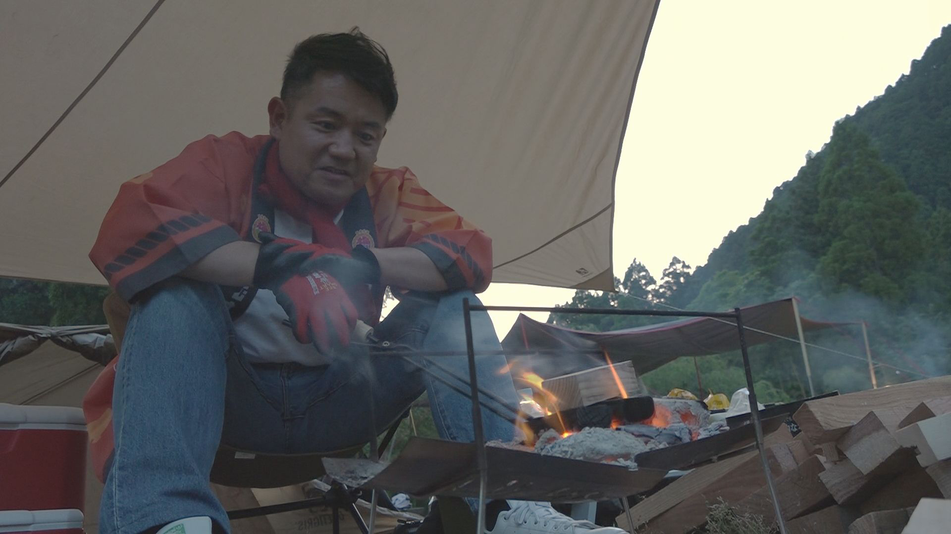 キャンプの魅力を探る！簡単料理が続々登場