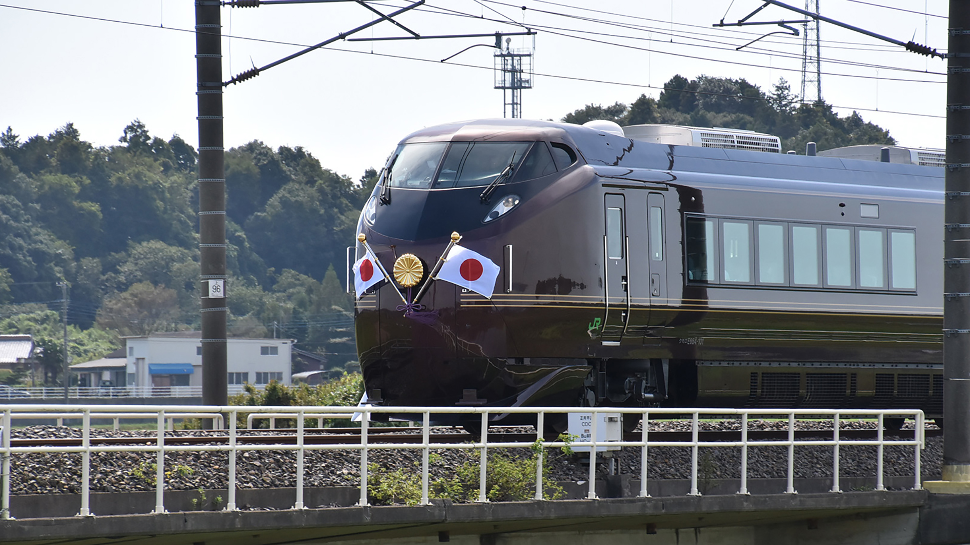 「JR東日本E655系電車 ～お召列車初の電車～」