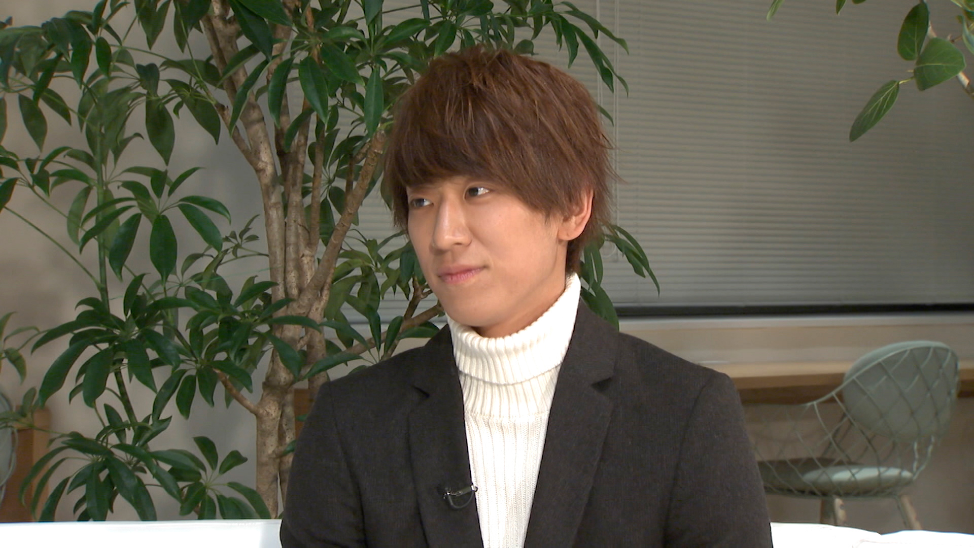 NEWS 結成15周年の覚悟「生きろ」the roots