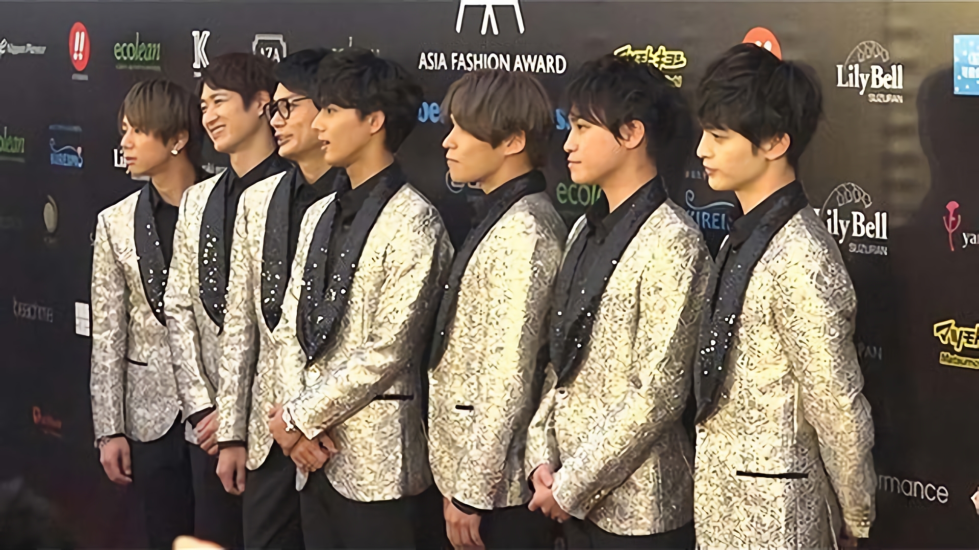 Kis-My-Ft27色の光