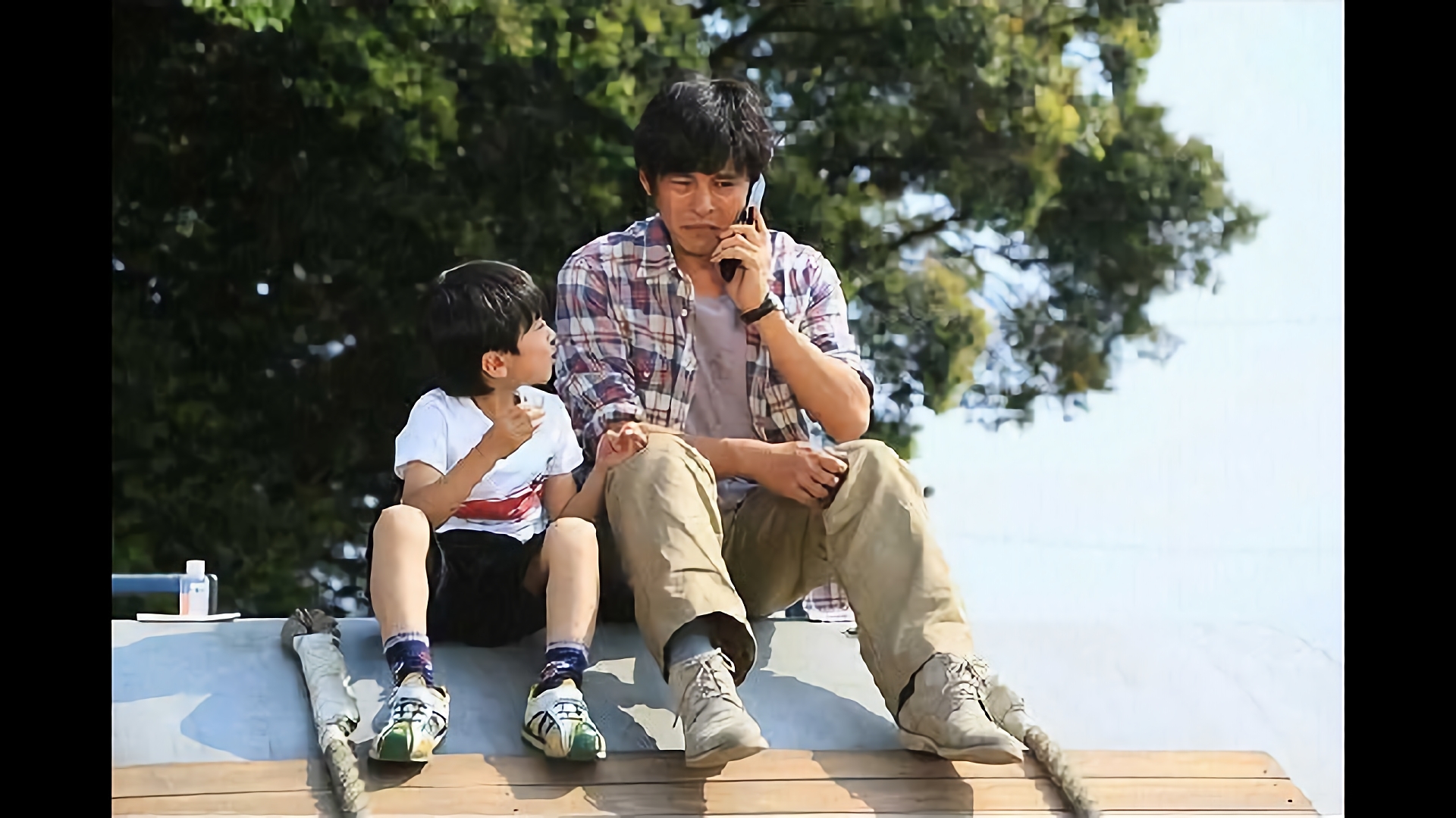 引き裂かれる父子・・・パパは嘘ばっかりだ