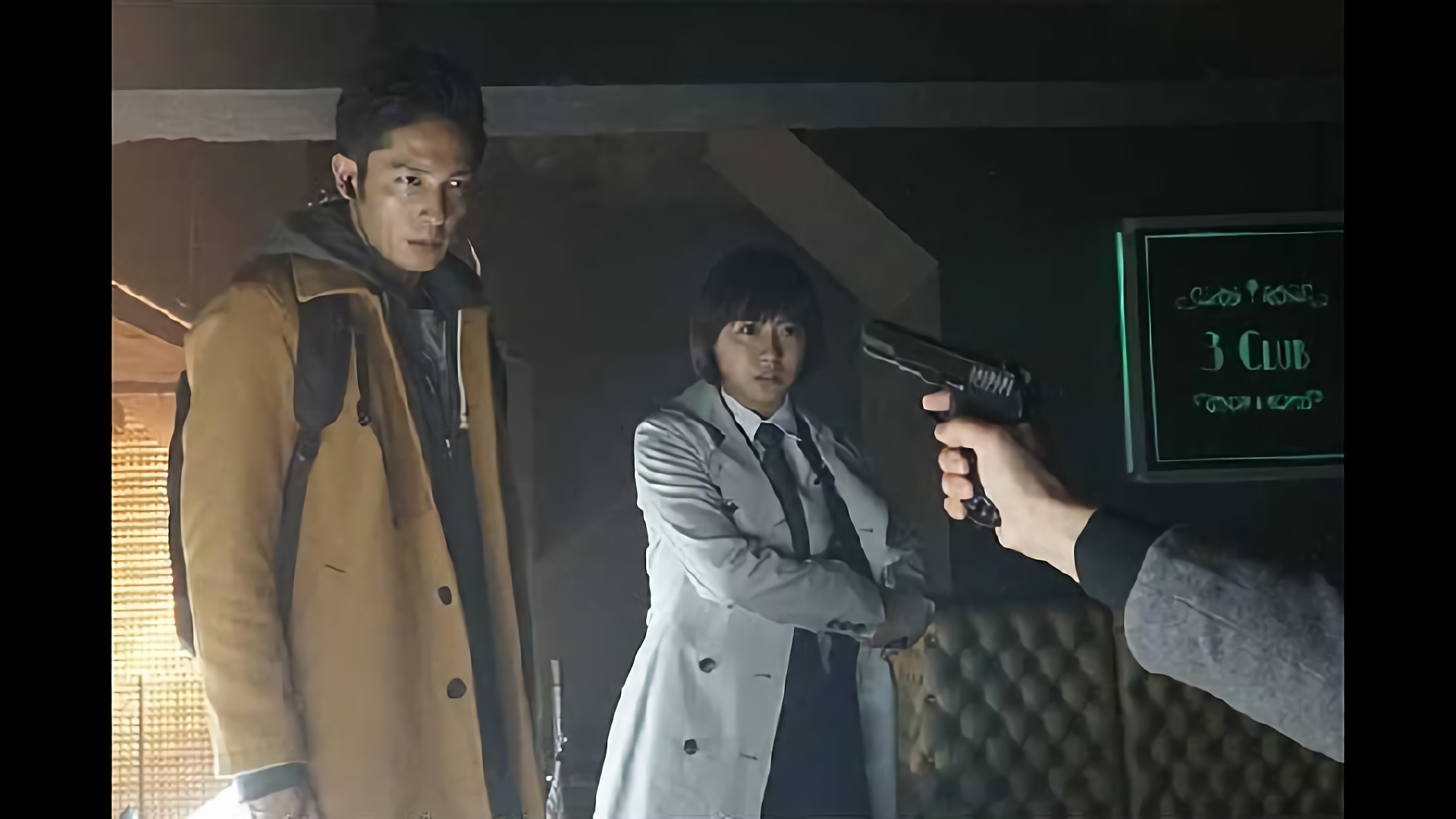 桜吹雪で悪事を退治