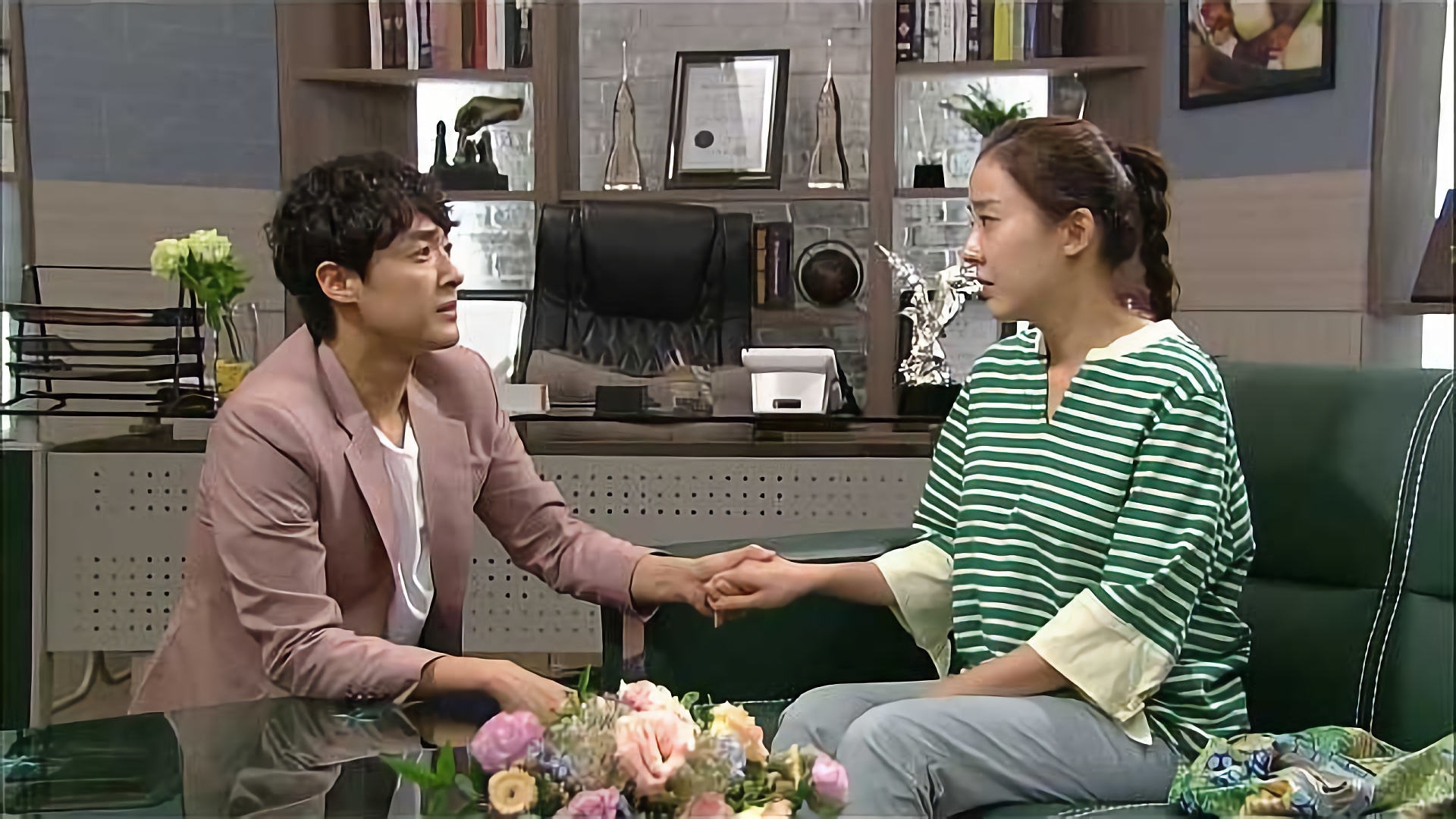 離すことのない手