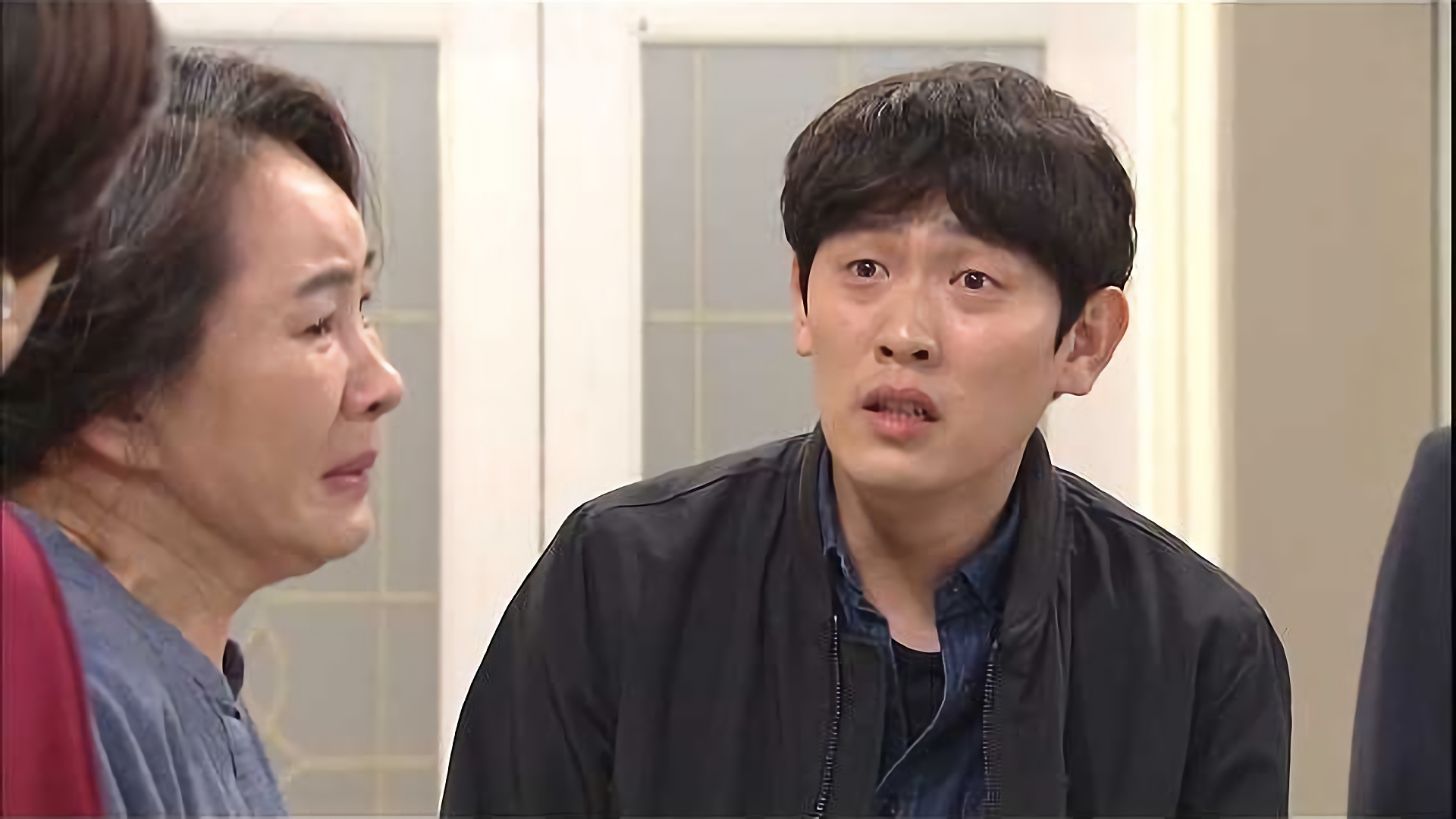 捨てられた携帯電話