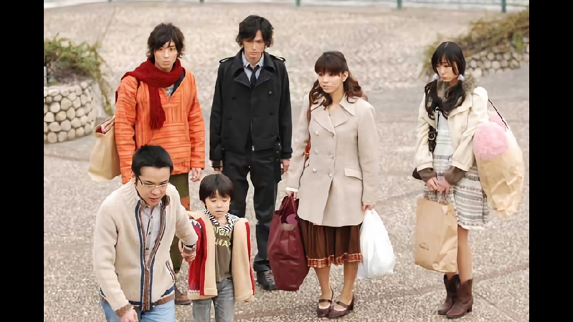 バッタと親子と正義の味方