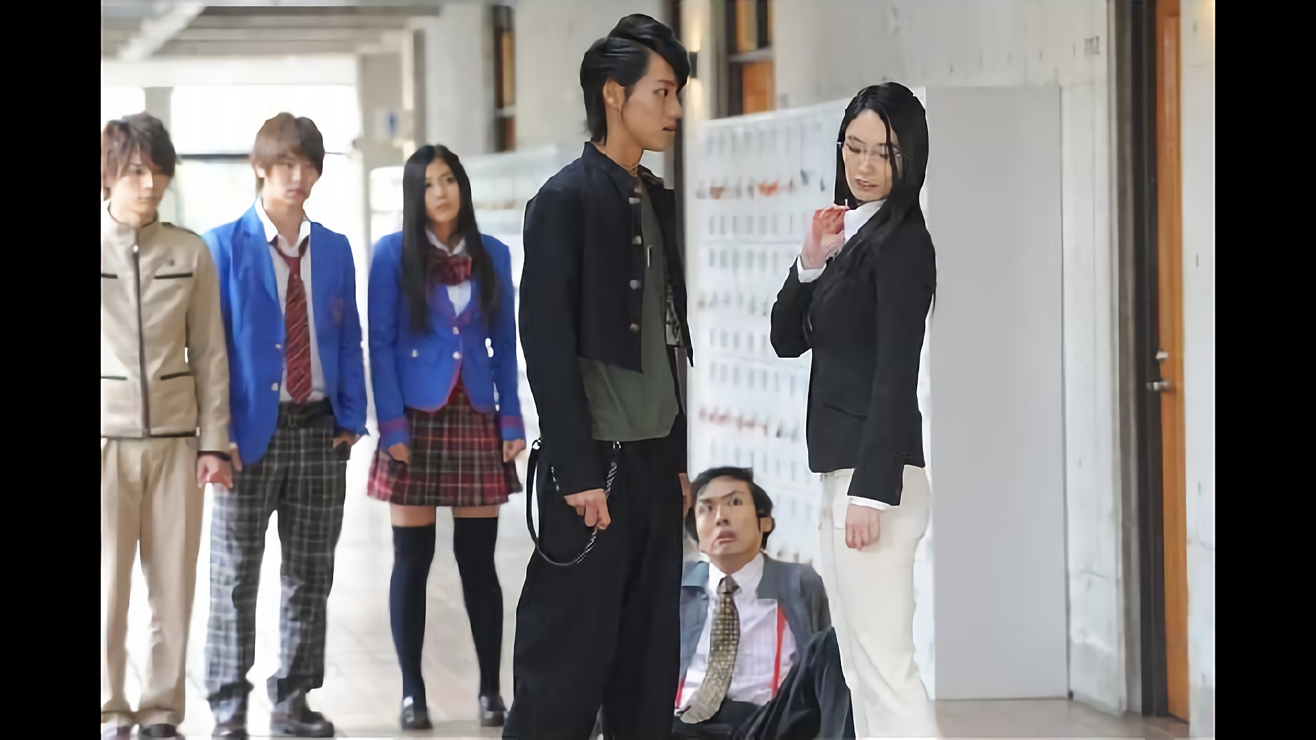 進・路・誤・導