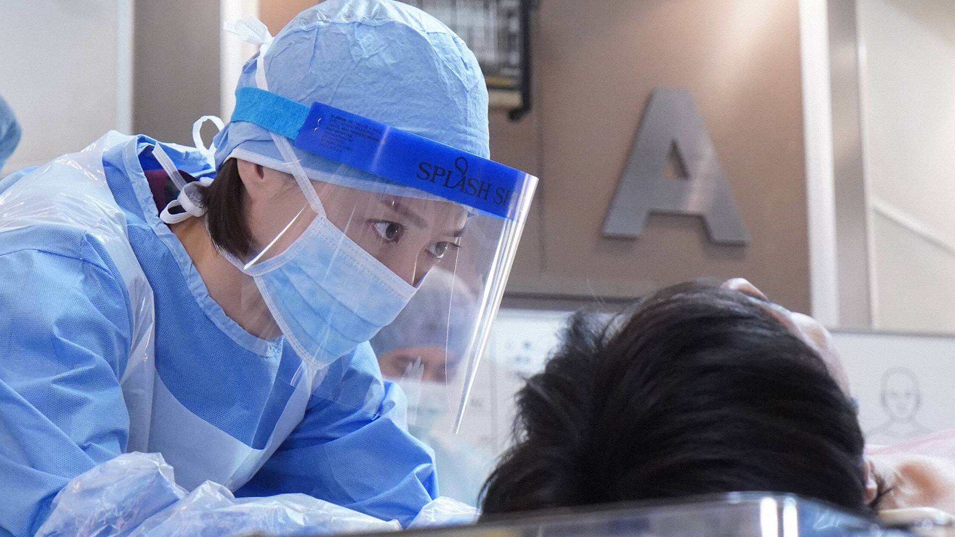 解剖で怪我・・・感染症と懸命に闘う法医の苦しみ