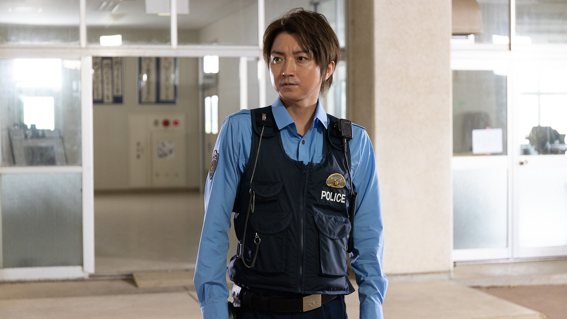 日本初のスクールポリスが学校悪を裁く！最恐の救世主誕生