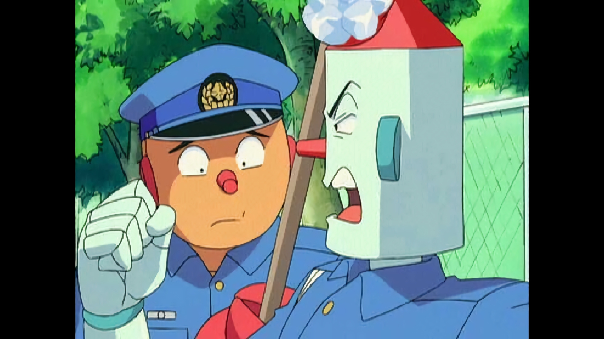 燃える炎のロボット警官