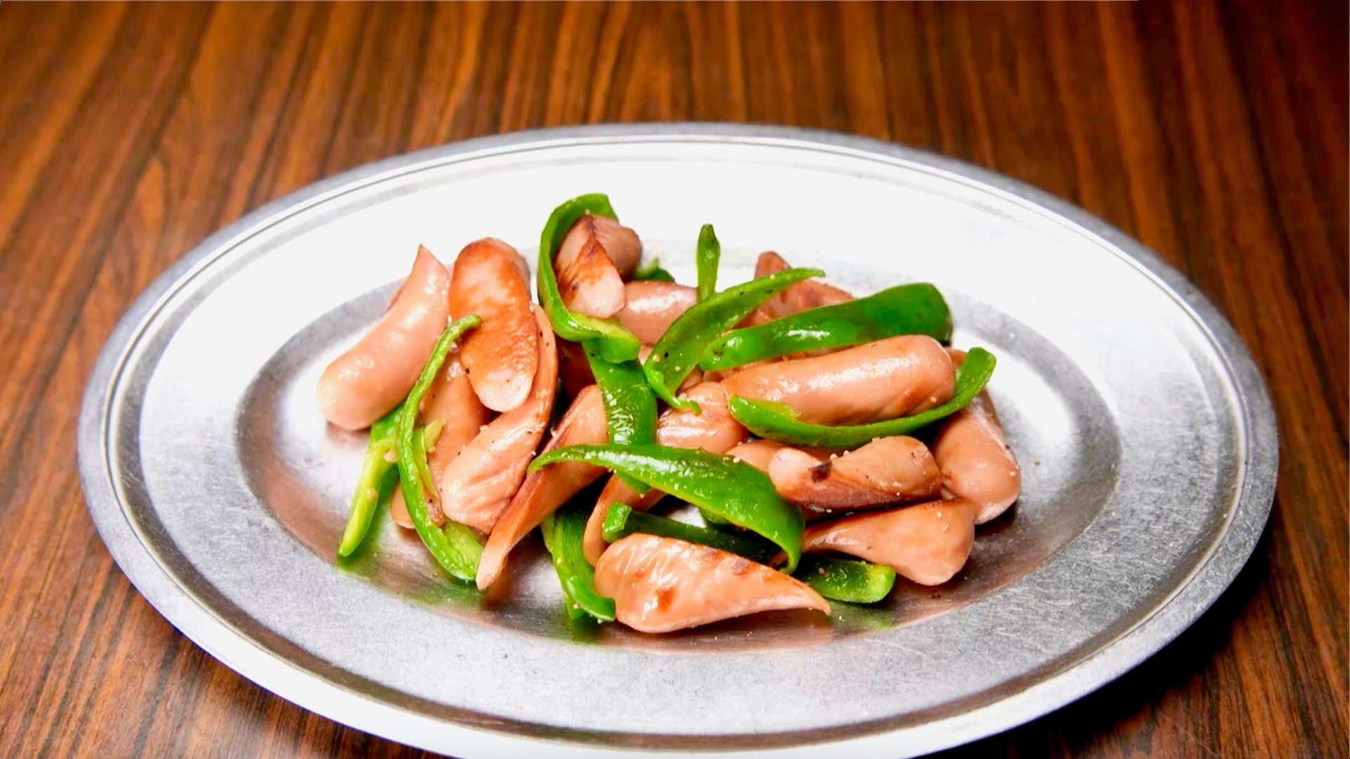 ウインナーピーマン炒め