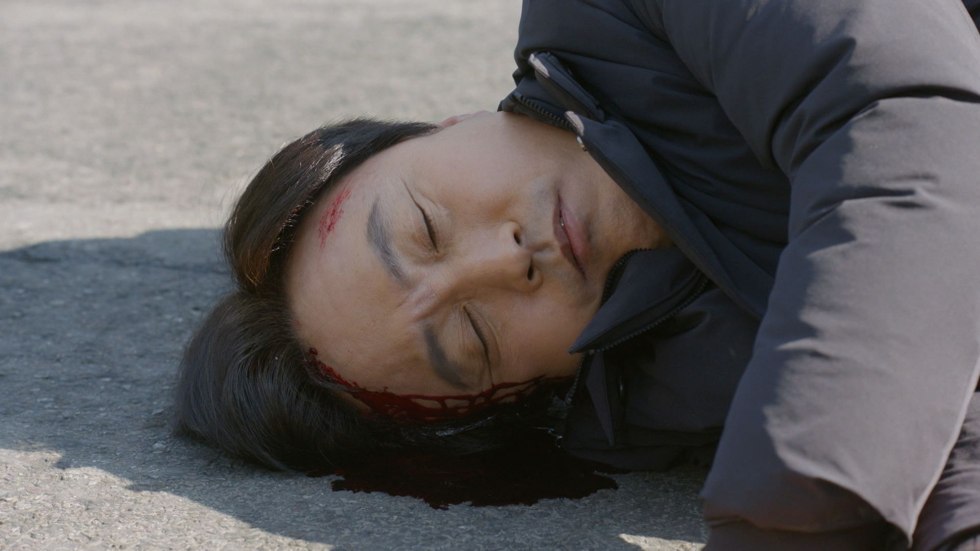 さよならも言えずに