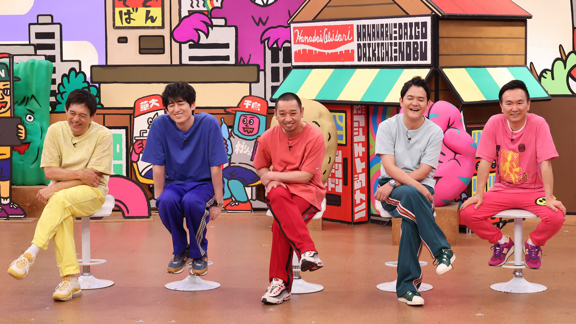 バズったのはどっち？全部当てたら１００万円