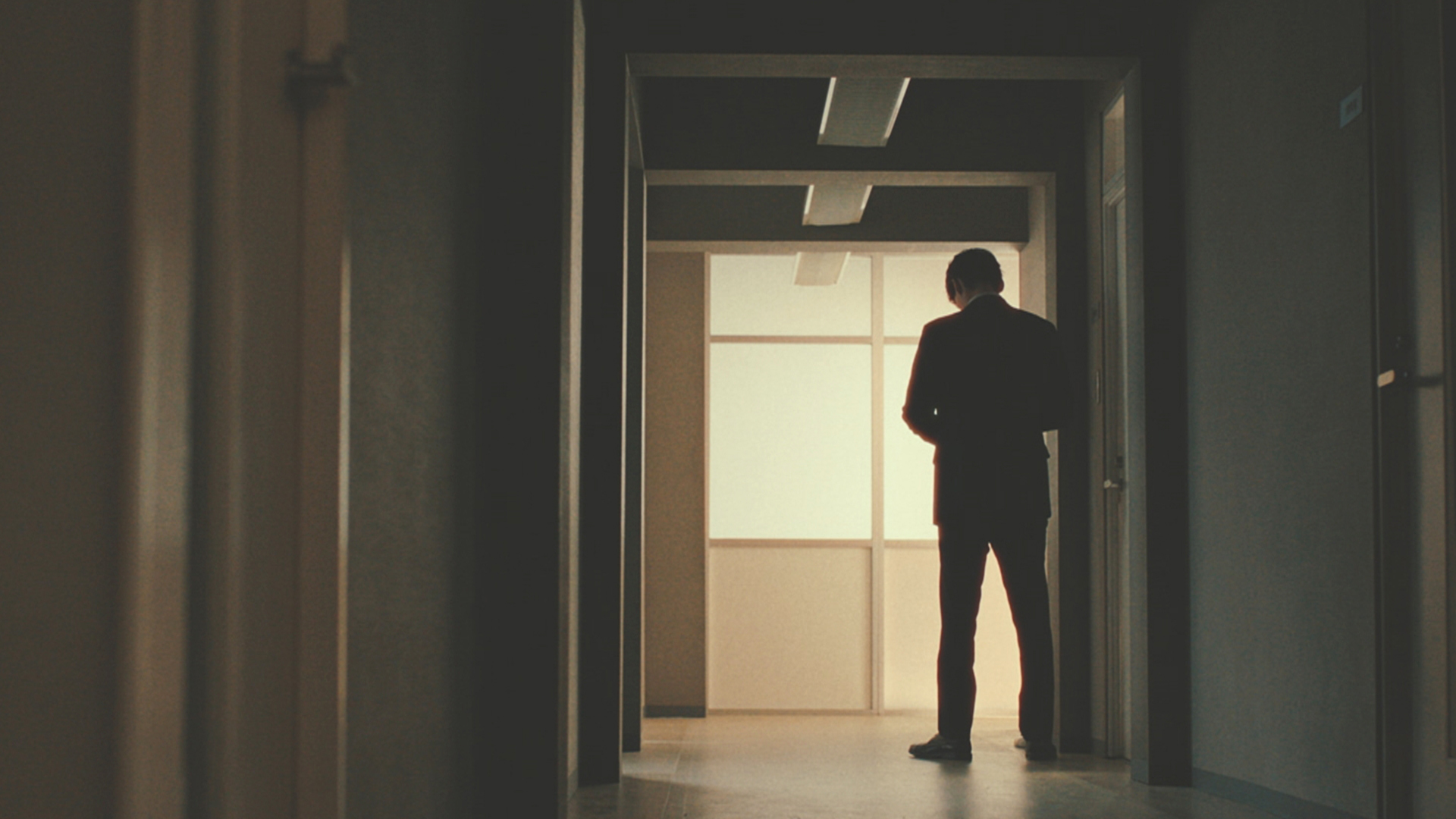 裏切りか、仲間か・・・逮捕か、闇か・・・迫る圧力