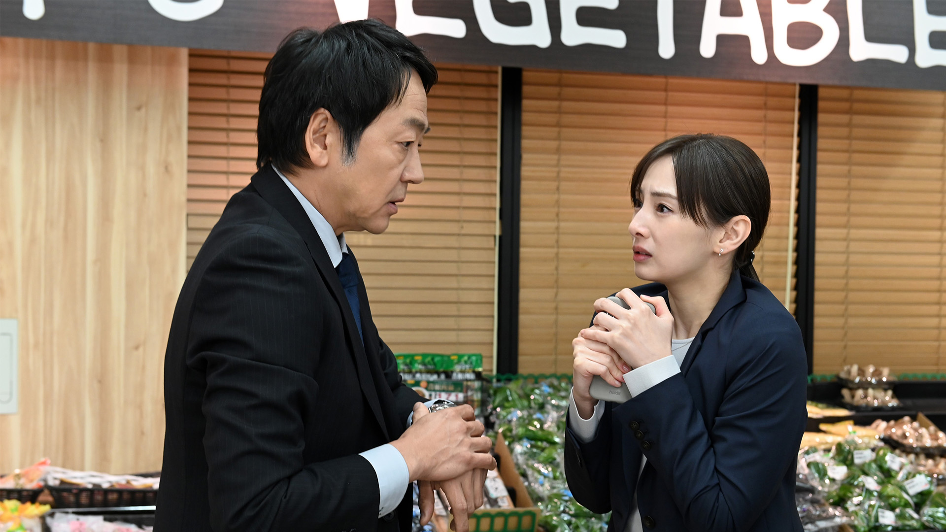 娘の初恋が引き金…“身バレ”危機に母は？