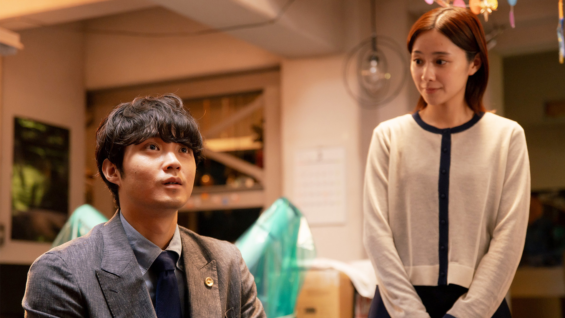 盗撮と隠し撮りのあいだ