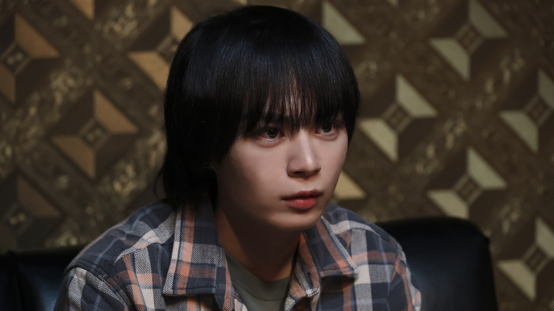 怪しい彼女 ロマンス詐欺か真実の愛か！？