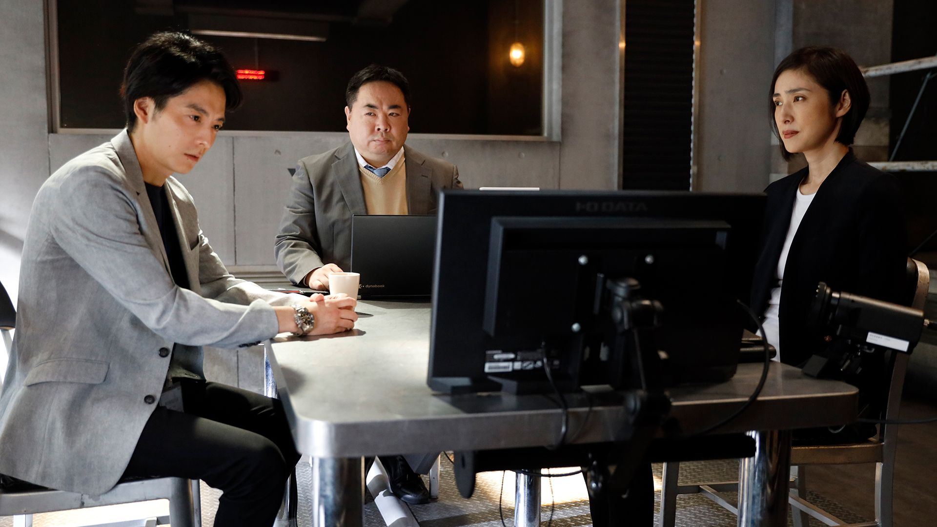 容疑者はロボット