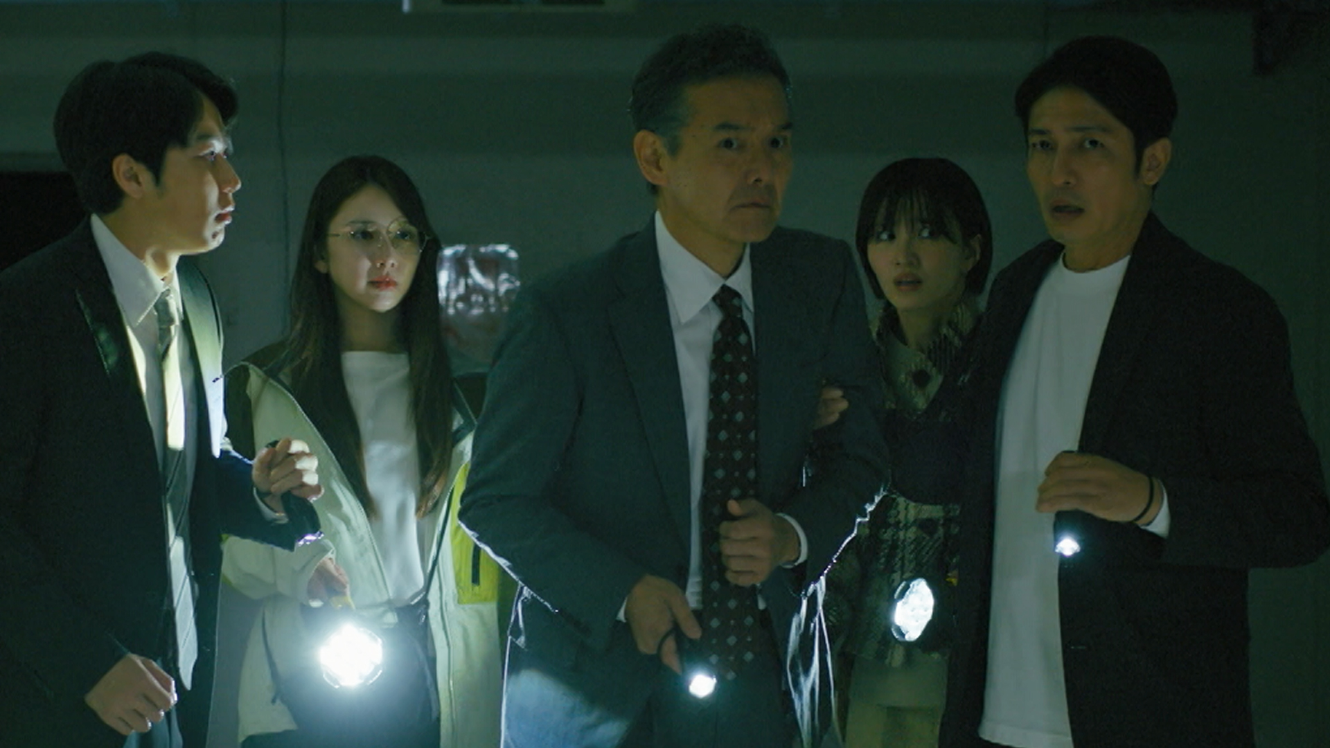 人気配信者が廃墟で失踪・・・幽霊保険！？