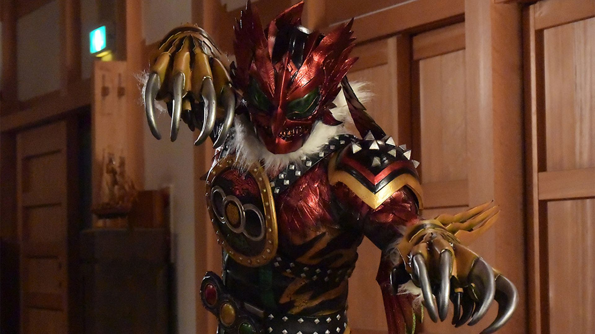 タカとトラとバッタ2010