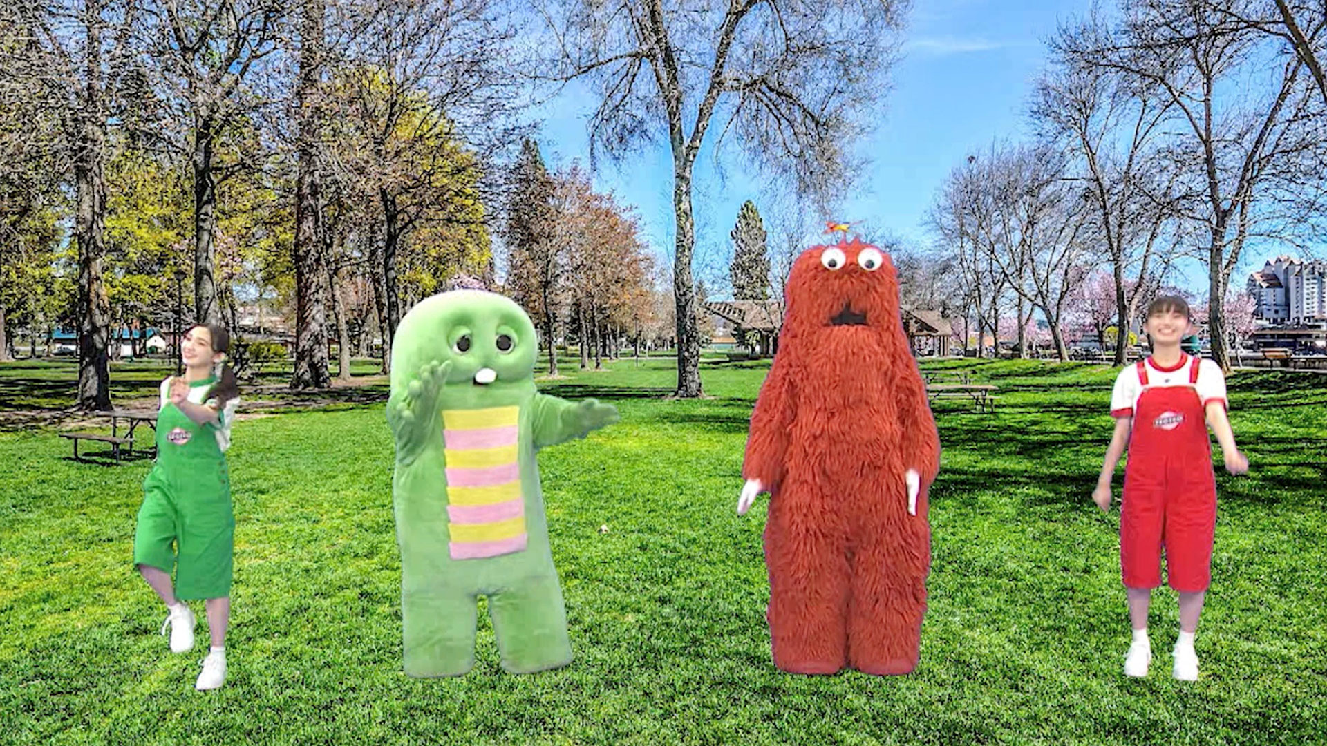 ガチャピン超スゴ技満載のパトカーに驚愕！