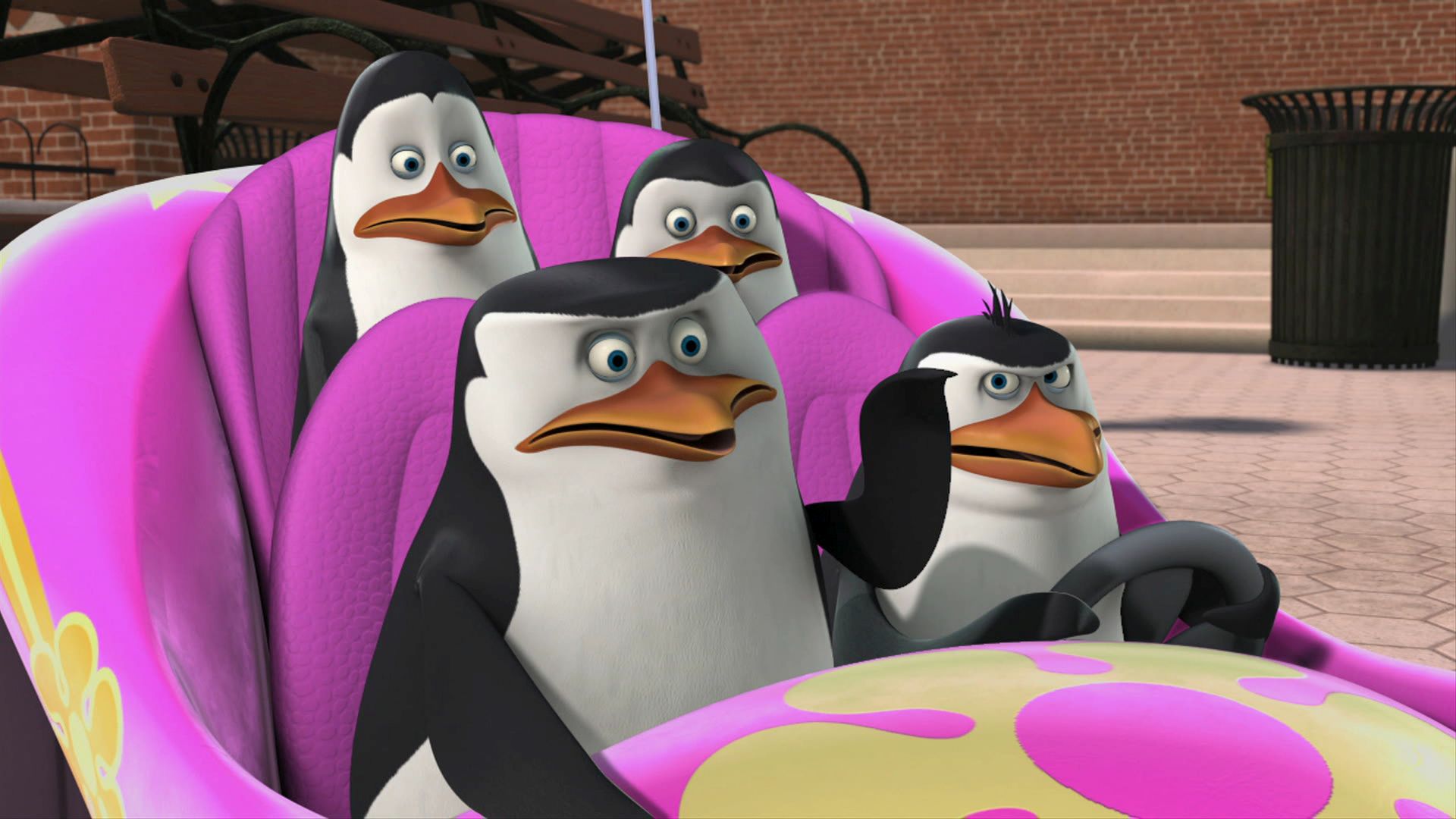 ペンギンズ・オブ・サンダー／ハラハラ時限爆弾