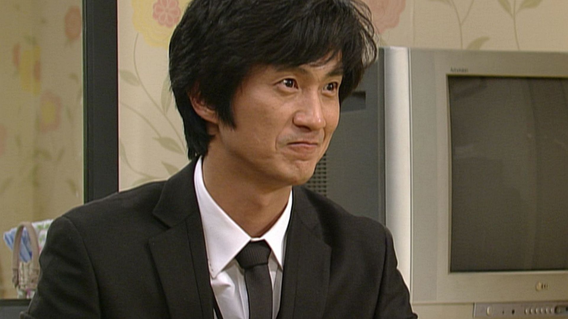 仕組まれた三者会合