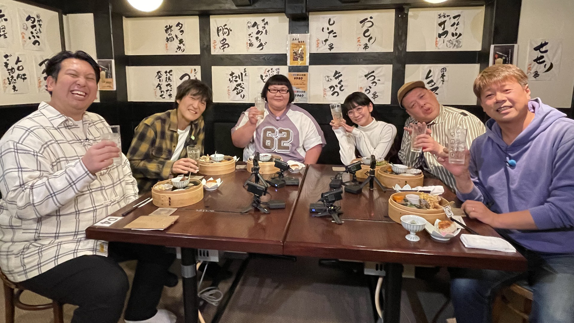 ヘベレケ反省会：野性爆弾（くっきー！、ロッシー）、時東ぁみ、安藤なつ（メイプル超合金）